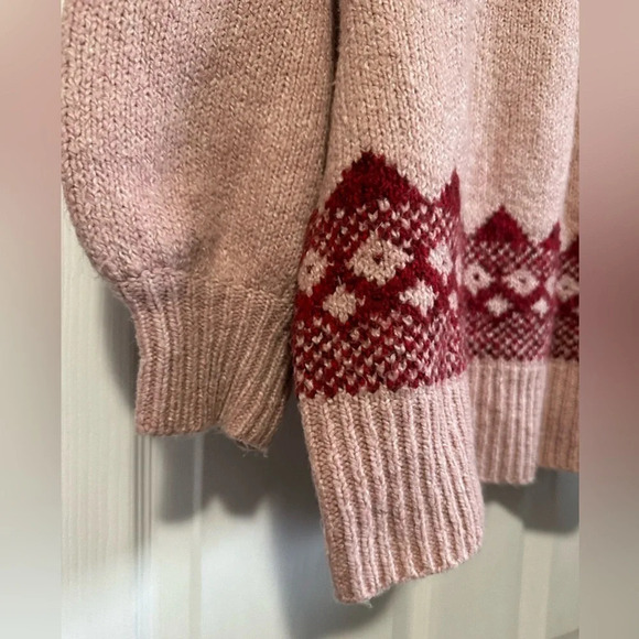 American Eagle Pink & Red Jegging Fit Knit Sweater - Picture 3 of 11